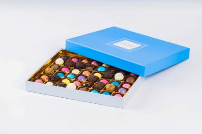 صورة علبة شوكولاته البونبون الملون - 48 قطعة